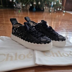 Chloe Black and White Women's Sneakers